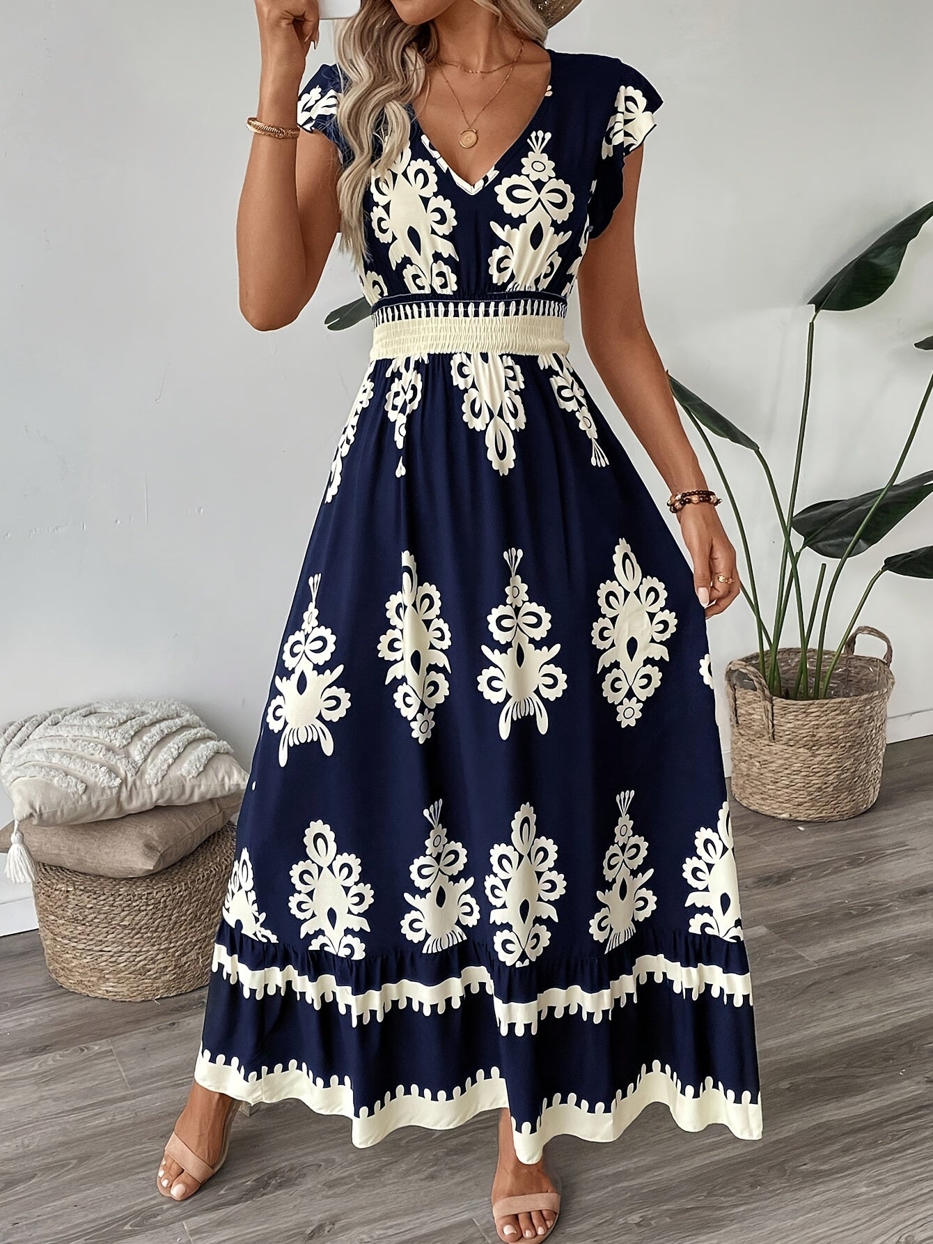 Combinaison Bohème Chic Bleu Marine & Blanc – Élégance Marine