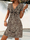 Robe Courte À Imprimé Léopard | Féminine, Tendance Et Élégante